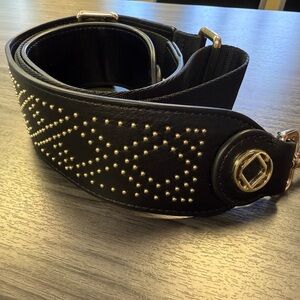 Kerikit studded black strap